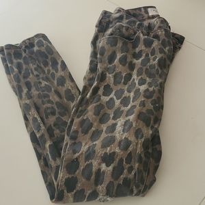 Mid rise leopard print jeans